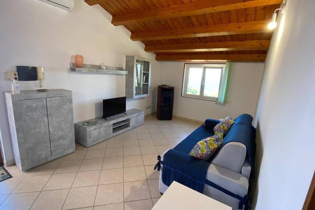Loft Incantevole Con Idromassaggio Esterno Privato 파티 외부 사진